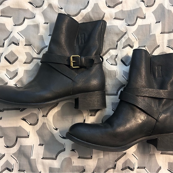 J. Crew Ryder short leather black buckle boot sz 7 - Picture 4 of 9